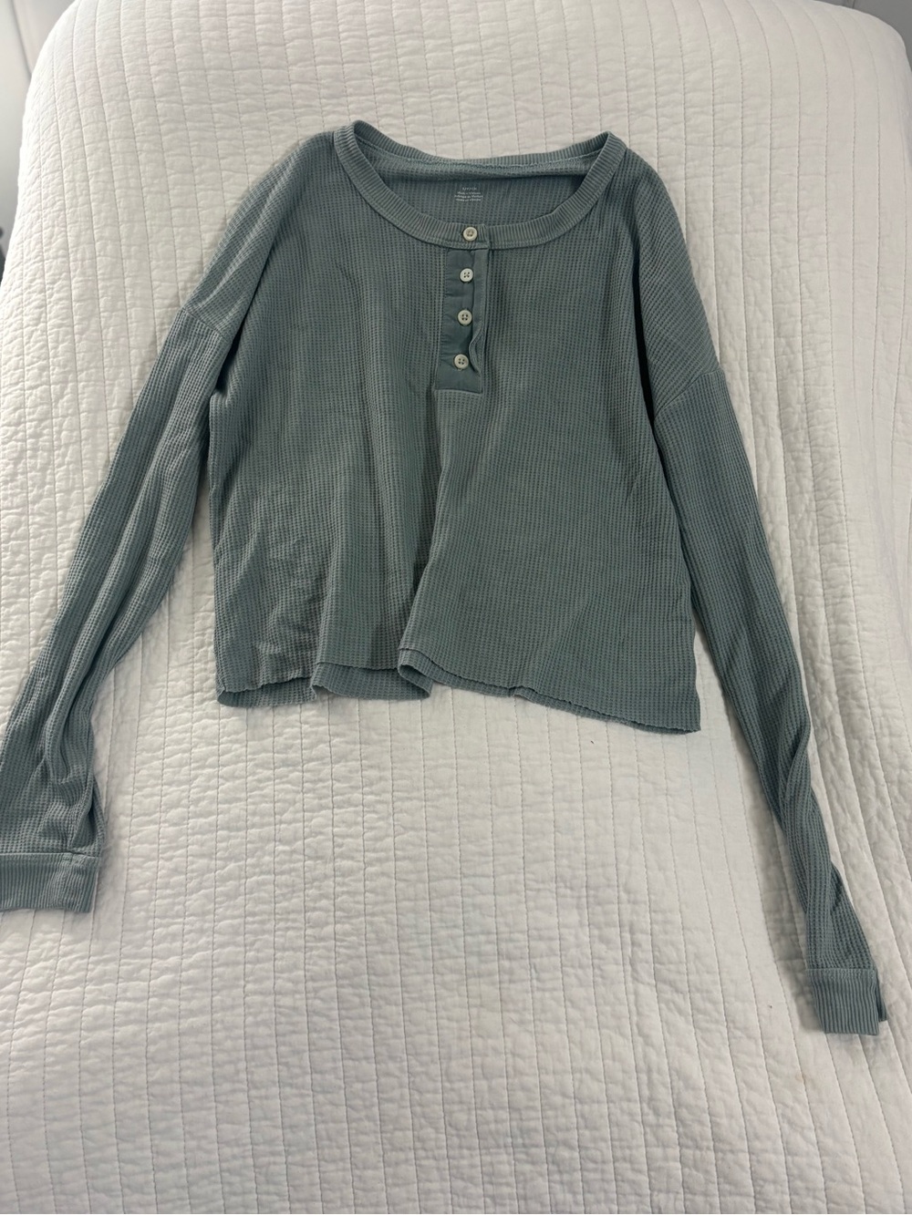 American Eagle Sage Green Long-Sleeve Waffle Henley women’s size small